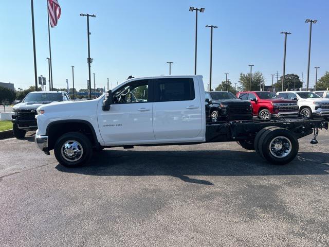 new 2025 Chevrolet Silverado 3500 car, priced at $53,935