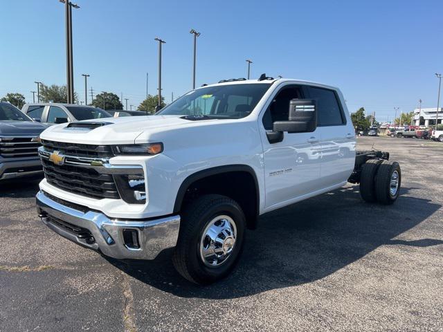 new 2025 Chevrolet Silverado 3500 car, priced at $53,935