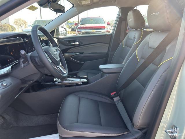 used 2025 Chevrolet Trax car, priced at $27,546