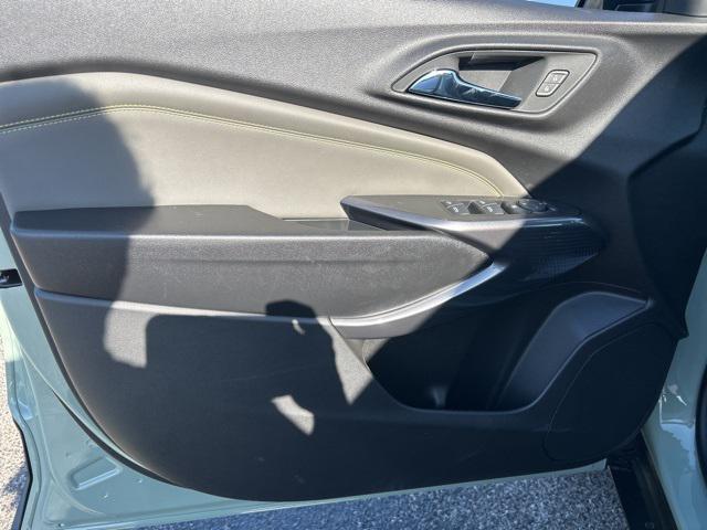 used 2025 Chevrolet Trax car, priced at $27,546