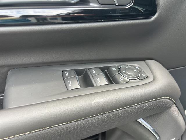 new 2025 Chevrolet Suburban car, priced at $86,519