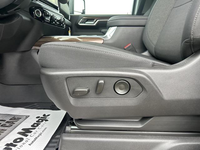 new 2025 Chevrolet Silverado 2500 car, priced at $60,975