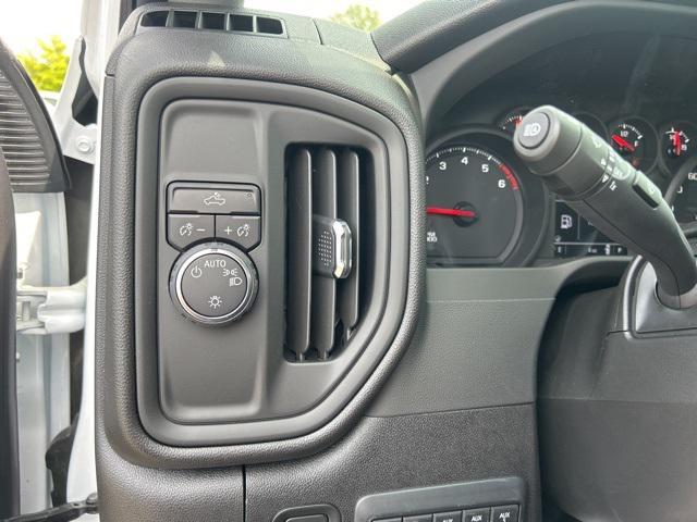 new 2025 Chevrolet Silverado 2500 car, priced at $40,268