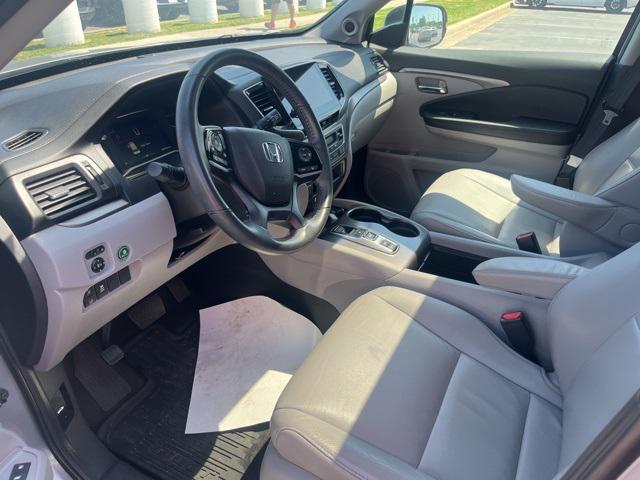 used 2022 Honda Pilot car, priced at $32,934