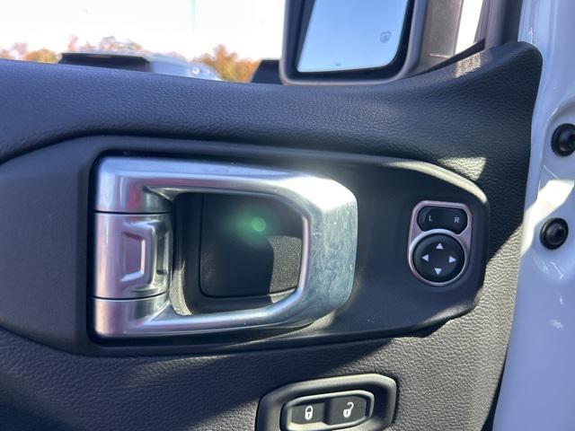 used 2022 Jeep Gladiator car, priced at $33,700