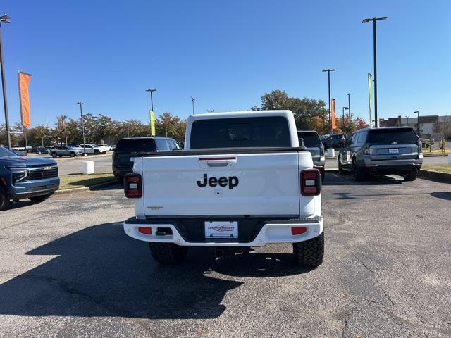 used 2022 Jeep Gladiator car, priced at $33,700