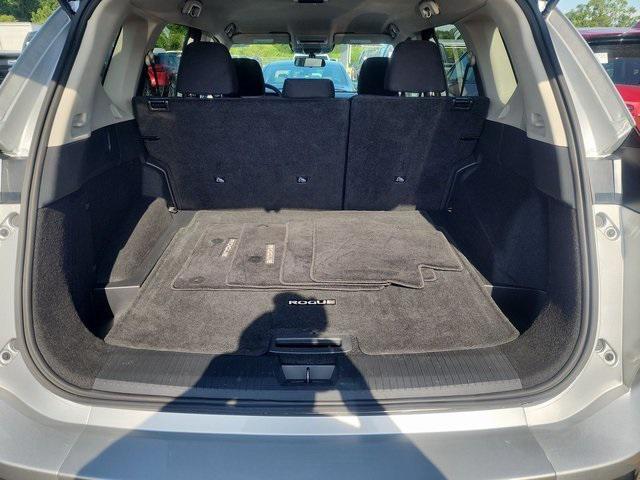 used 2024 Nissan Rogue car, priced at $22,235