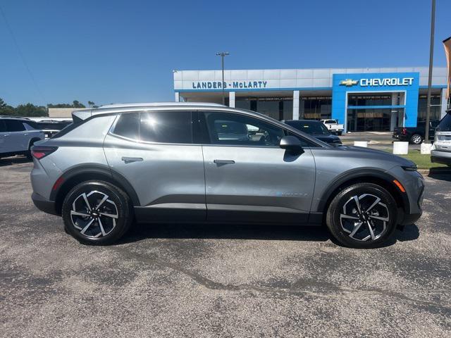 new 2026 Chevrolet Equinox EV car, priced at $34,594