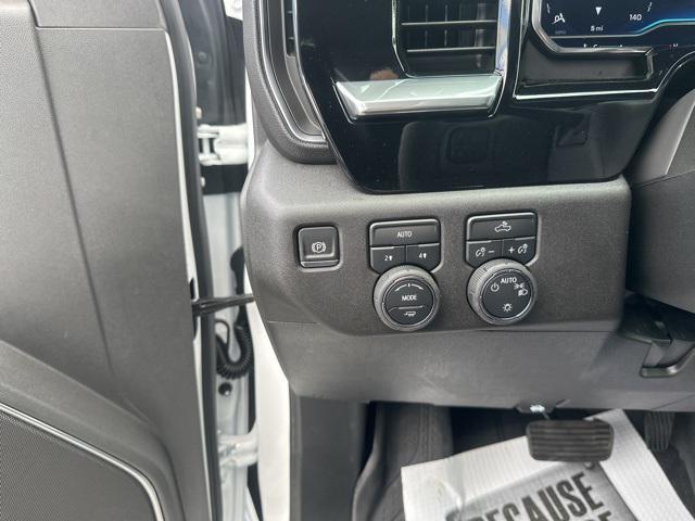 new 2025 Chevrolet Silverado 1500 car, priced at $48,954