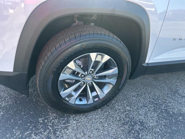 new 2026 Chevrolet Equinox car, priced at $31,609