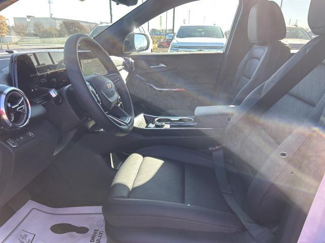 new 2026 Chevrolet Equinox car, priced at $31,609