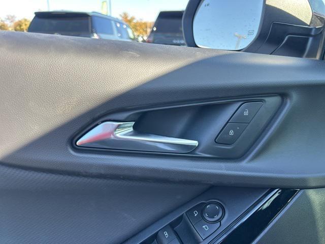 new 2026 Chevrolet Equinox car, priced at $31,609