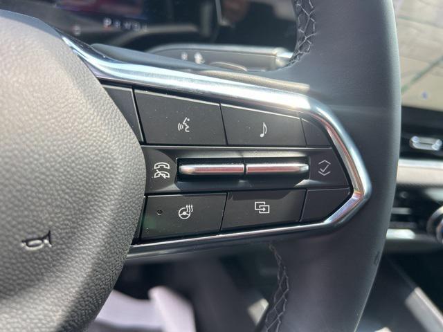 new 2025 Chevrolet Equinox car, priced at $30,939