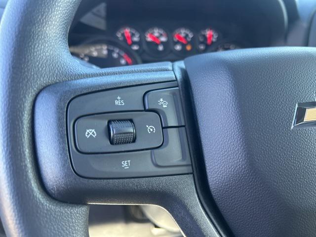new 2025 Chevrolet Silverado 1500 car, priced at $40,165