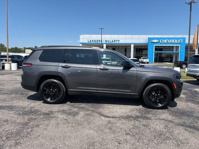 used 2024 Jeep Grand Cherokee L car, priced at $28,403