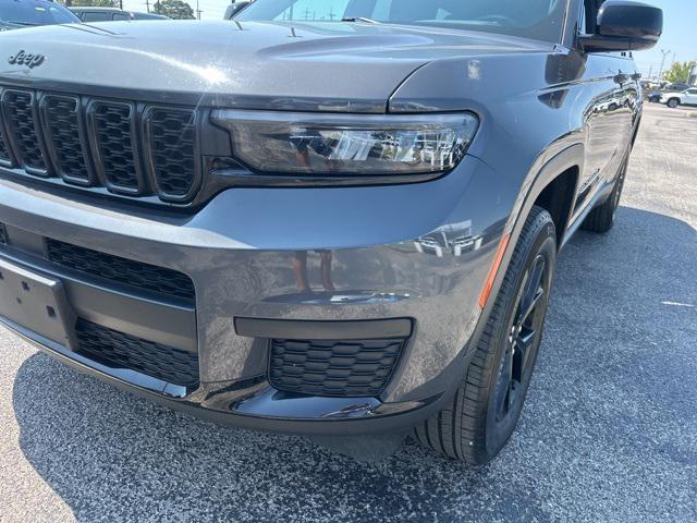 used 2024 Jeep Grand Cherokee L car, priced at $28,403