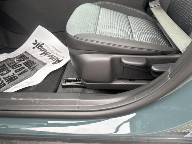 new 2025 Chevrolet Trax car, priced at $25,929