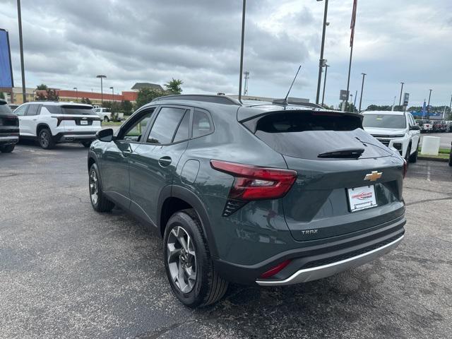 new 2025 Chevrolet Trax car, priced at $25,929