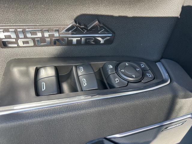 new 2025 Chevrolet Silverado 1500 car, priced at $61,035