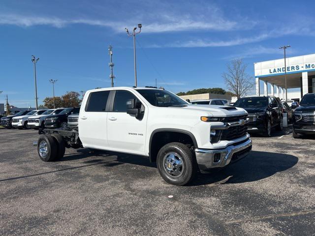 new 2025 Chevrolet Silverado 3500 car, priced at $60,270