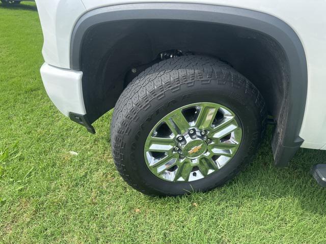 used 2024 Chevrolet Silverado 2500 car, priced at $70,991