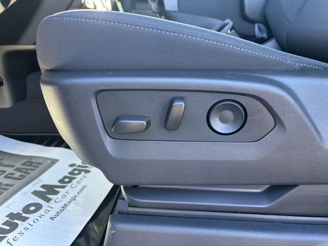 new 2025 Chevrolet Silverado 1500 car, priced at $43,025