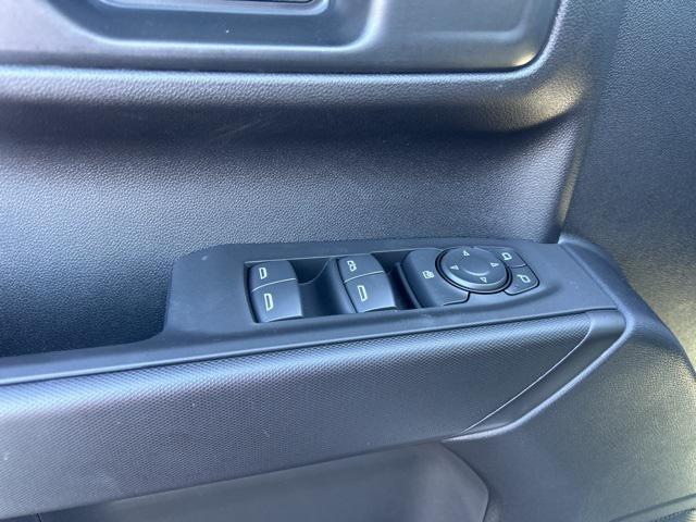 new 2025 Chevrolet Silverado 1500 car, priced at $43,025