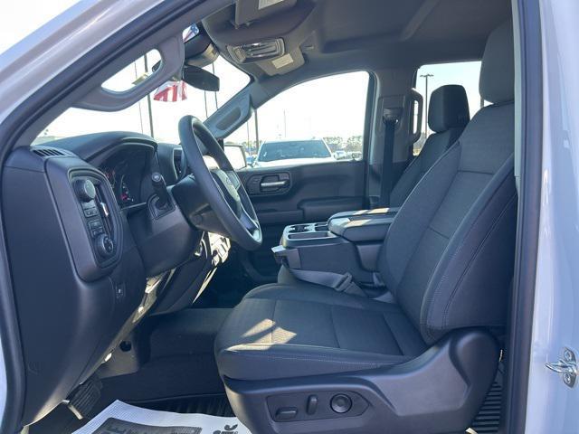 new 2025 Chevrolet Silverado 1500 car, priced at $43,025