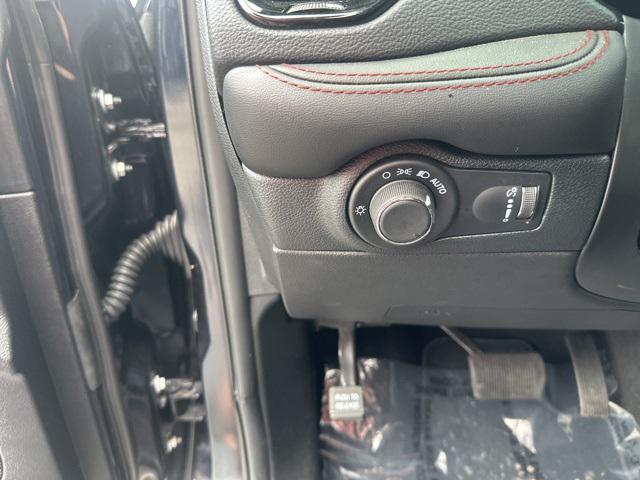 used 2025 Dodge Durango car, priced at $34,991
