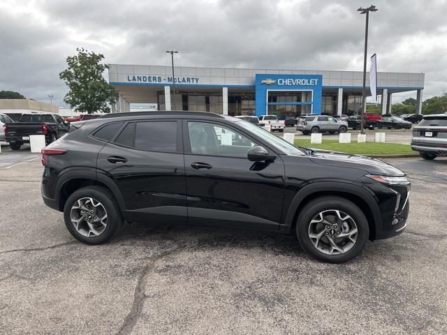 new 2025 Chevrolet Trax car, priced at $25,784