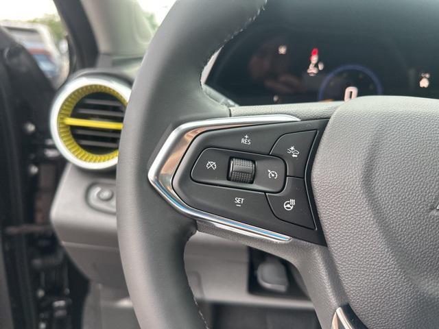 new 2025 Chevrolet Trax car, priced at $25,784