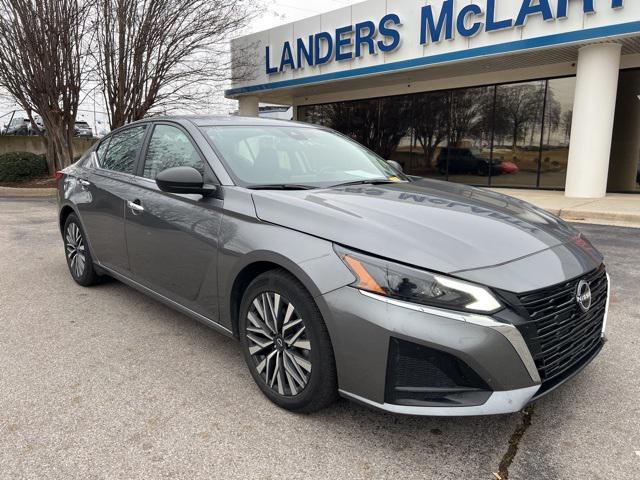 used 2024 Nissan Altima car, priced at $20,894