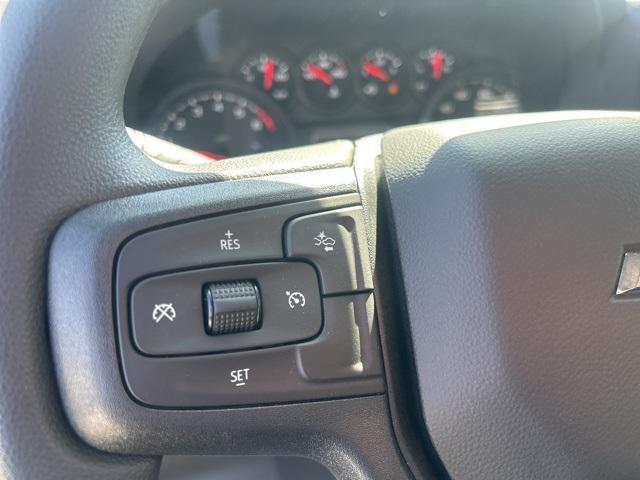 new 2025 Chevrolet Silverado 1500 car, priced at $33,255