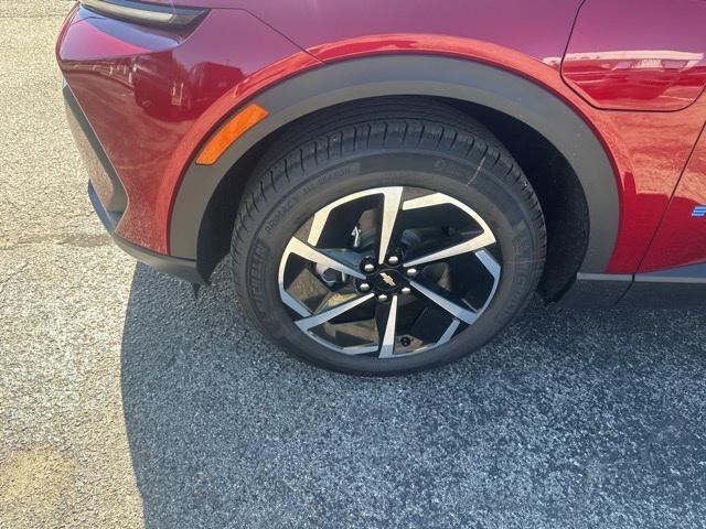 new 2026 Chevrolet Equinox EV car, priced at $35,089