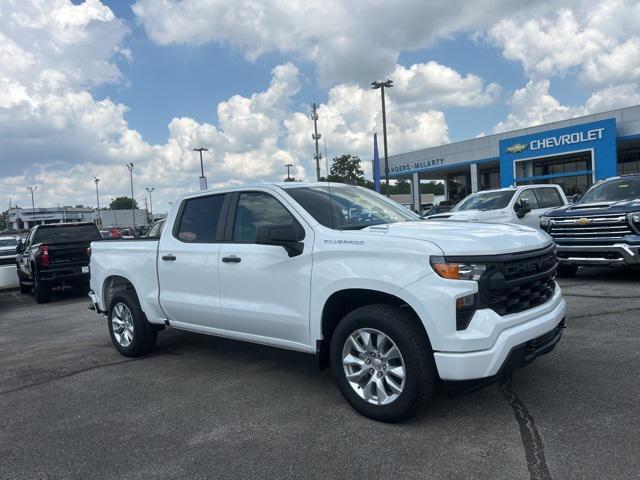 new 2025 Chevrolet Silverado 1500 car, priced at $39,044