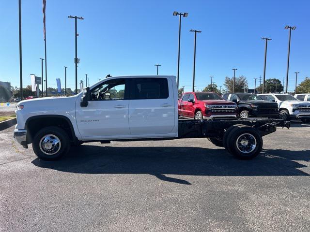 new 2025 Chevrolet Silverado 3500 car, priced at $53,280