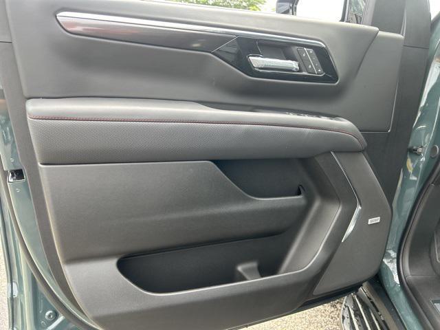 new 2025 Chevrolet Suburban car, priced at $80,130