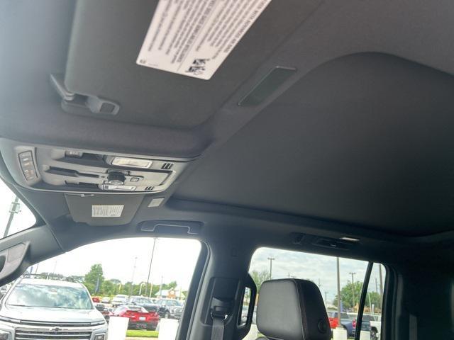 new 2025 Chevrolet Suburban car, priced at $80,130