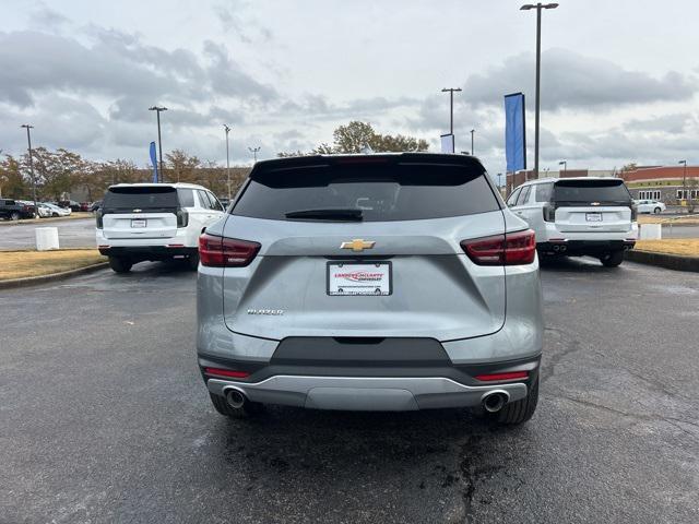 new 2025 Chevrolet Blazer car, priced at $30,795