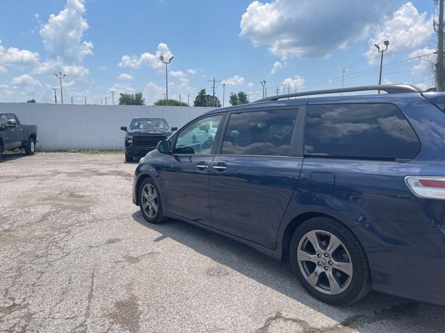 used 2018 Toyota Sienna car, priced at $25,713