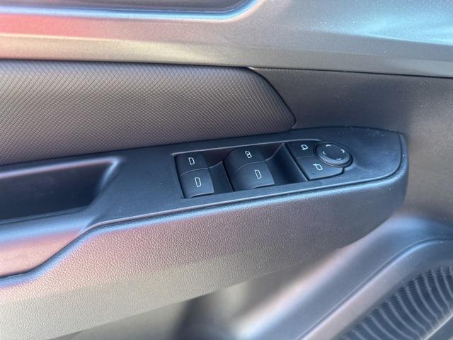 new 2025 Chevrolet Equinox EV car, priced at $39,657