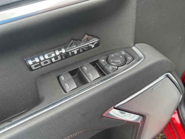 new 2025 Chevrolet Silverado 1500 car, priced at $71,074
