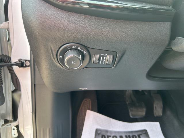 used 2022 Jeep Compass car, priced at $21,291