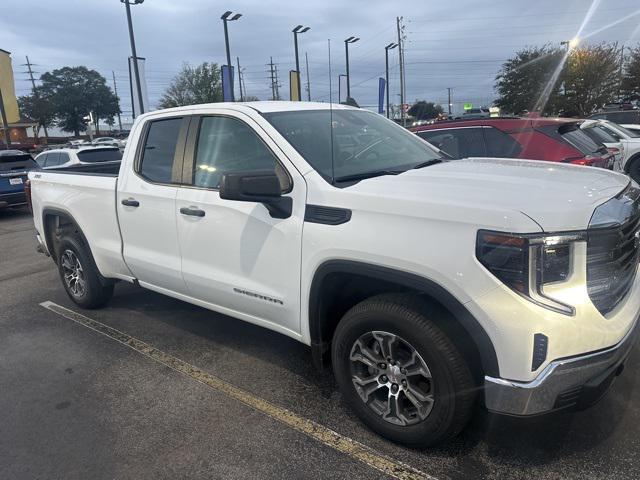 used 2023 GMC Sierra 1500 car, priced at $35,866