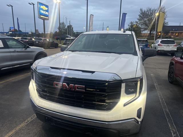 used 2023 GMC Sierra 1500 car, priced at $35,866