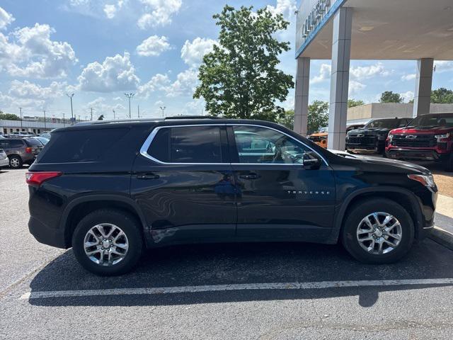 used 2018 Chevrolet Traverse car, priced at $15,048