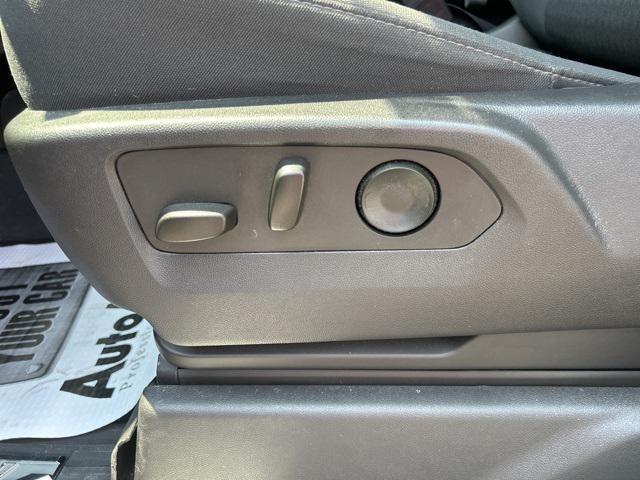 used 2023 Chevrolet Silverado 1500 car, priced at $39,991