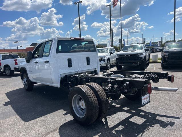 new 2025 Chevrolet Silverado 3500 car, priced at $47,240