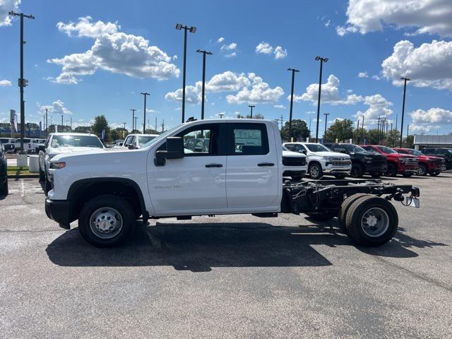 new 2025 Chevrolet Silverado 3500 car, priced at $47,240