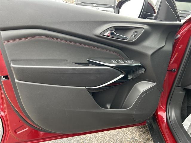 new 2025 Chevrolet Trax car, priced at $25,495
